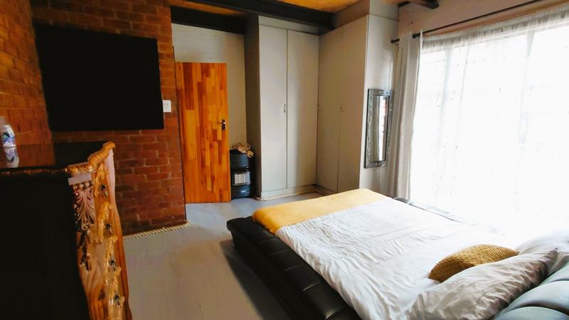 4 Bedroom Property for Sale in Pellissier Free State